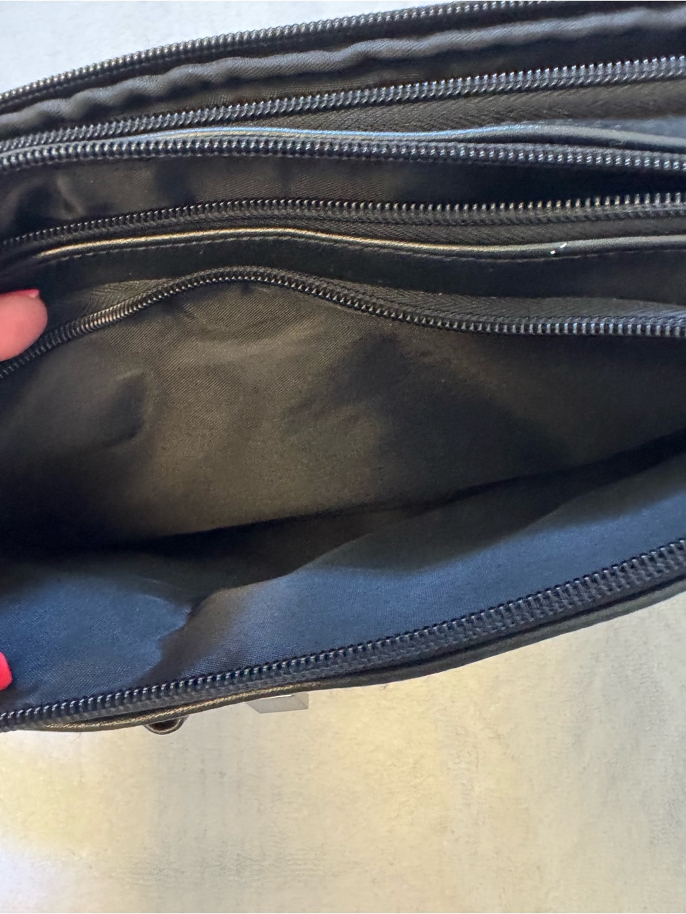 NEW Genuine Leather Crossbody Shoulder Bag - New w/Out tags - Black - Picture 9 of 11